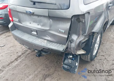 2010 Ford Escape Xlt from USA, damaged, VIN 1FMCU9DG0AKC84549